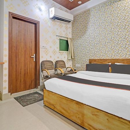 Hotel O Star Ki Nowe Delhi Zewnętrze zdjęcie